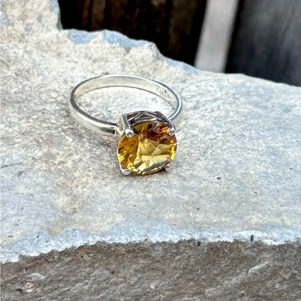 Gorgeous Genuine Citrine Ring - Picture 8 of 12